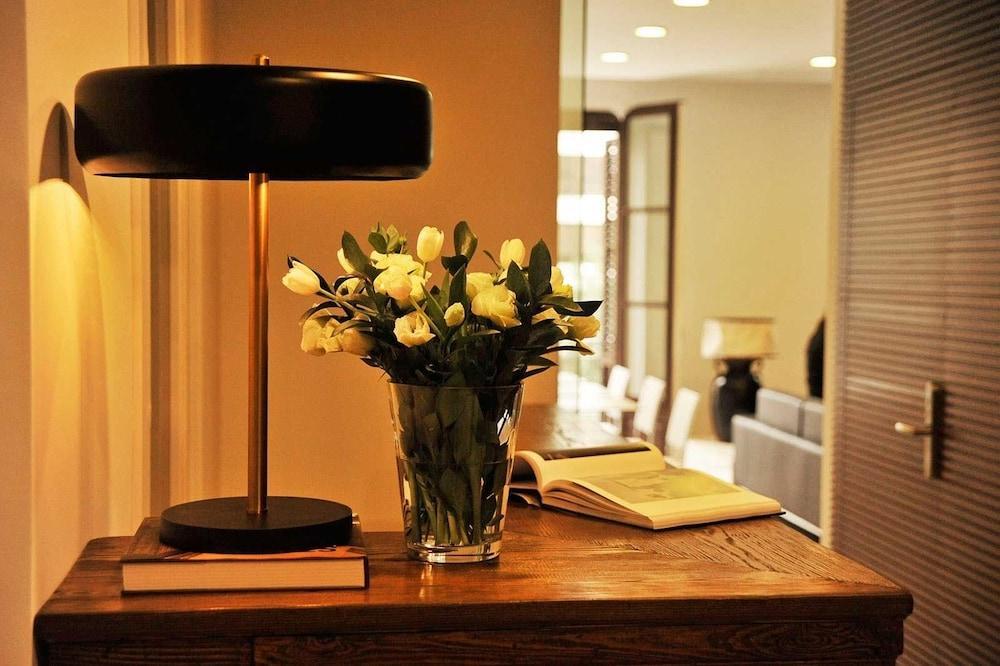 The 8 Boutique B&B Barcelona Bagian luar foto