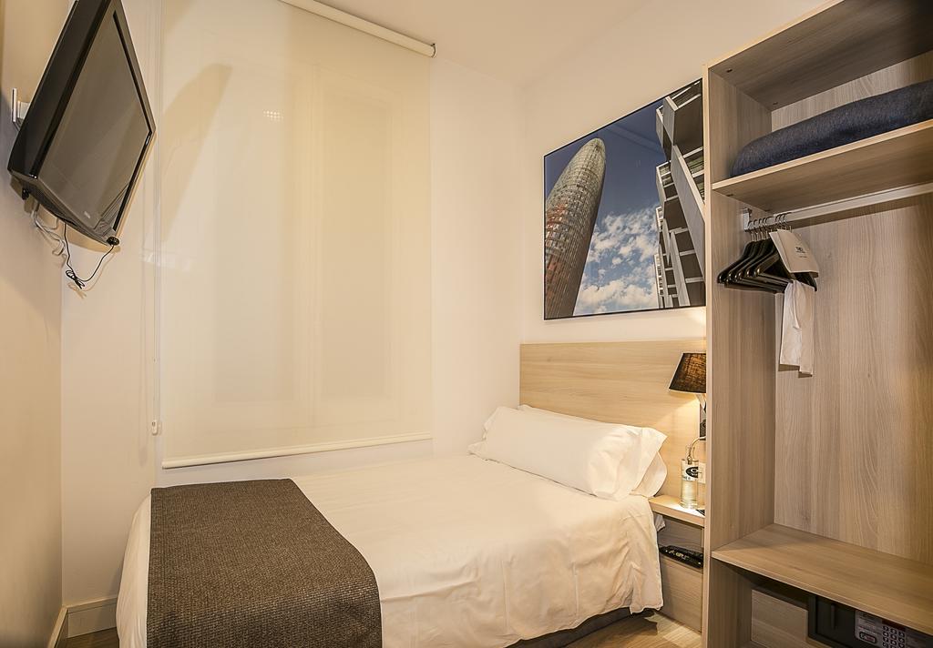 The 8 Boutique B&B Barcelona Bagian luar foto