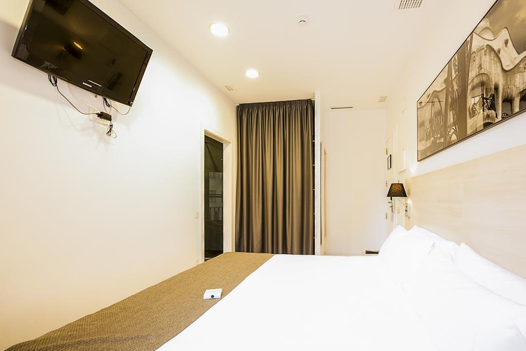 The 8 Boutique B&B Barcelona Bagian luar foto