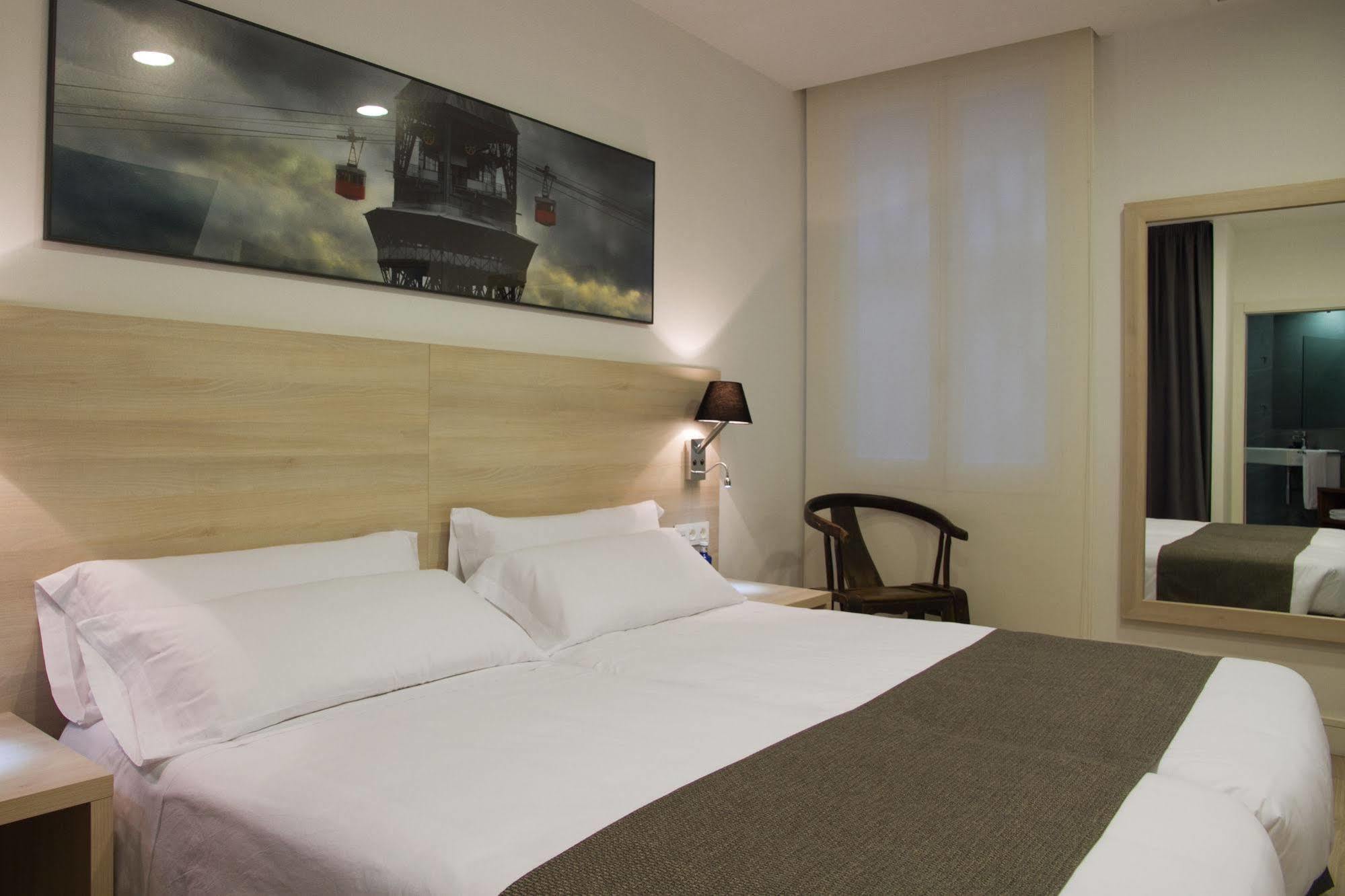 The 8 Boutique B&B Barcelona Bagian luar foto
