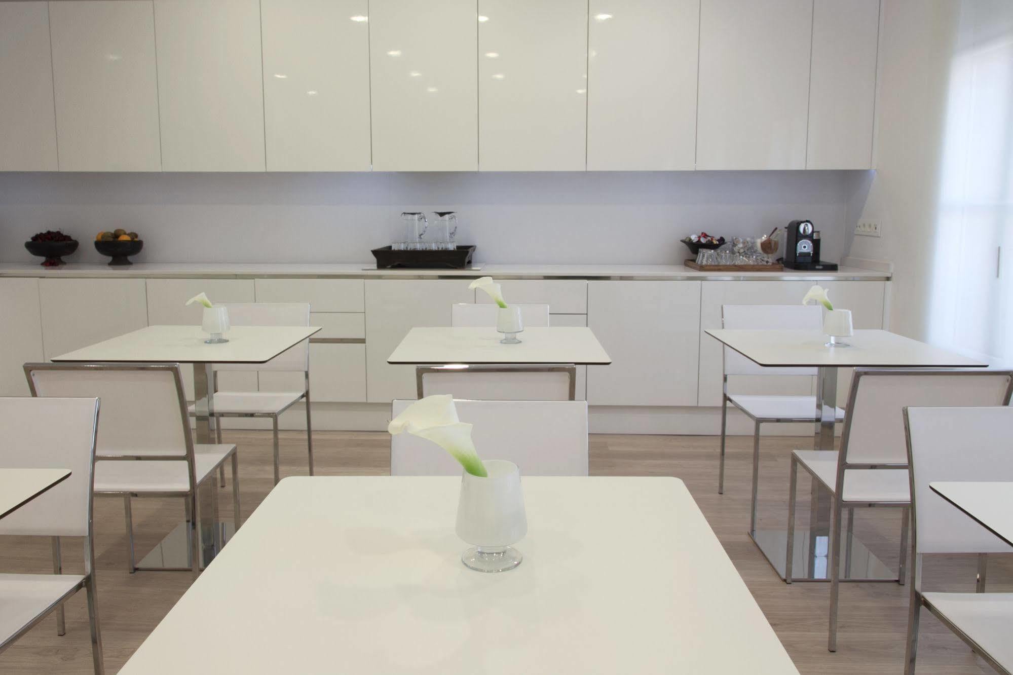 The 8 Boutique B&B Barcelona Bagian luar foto