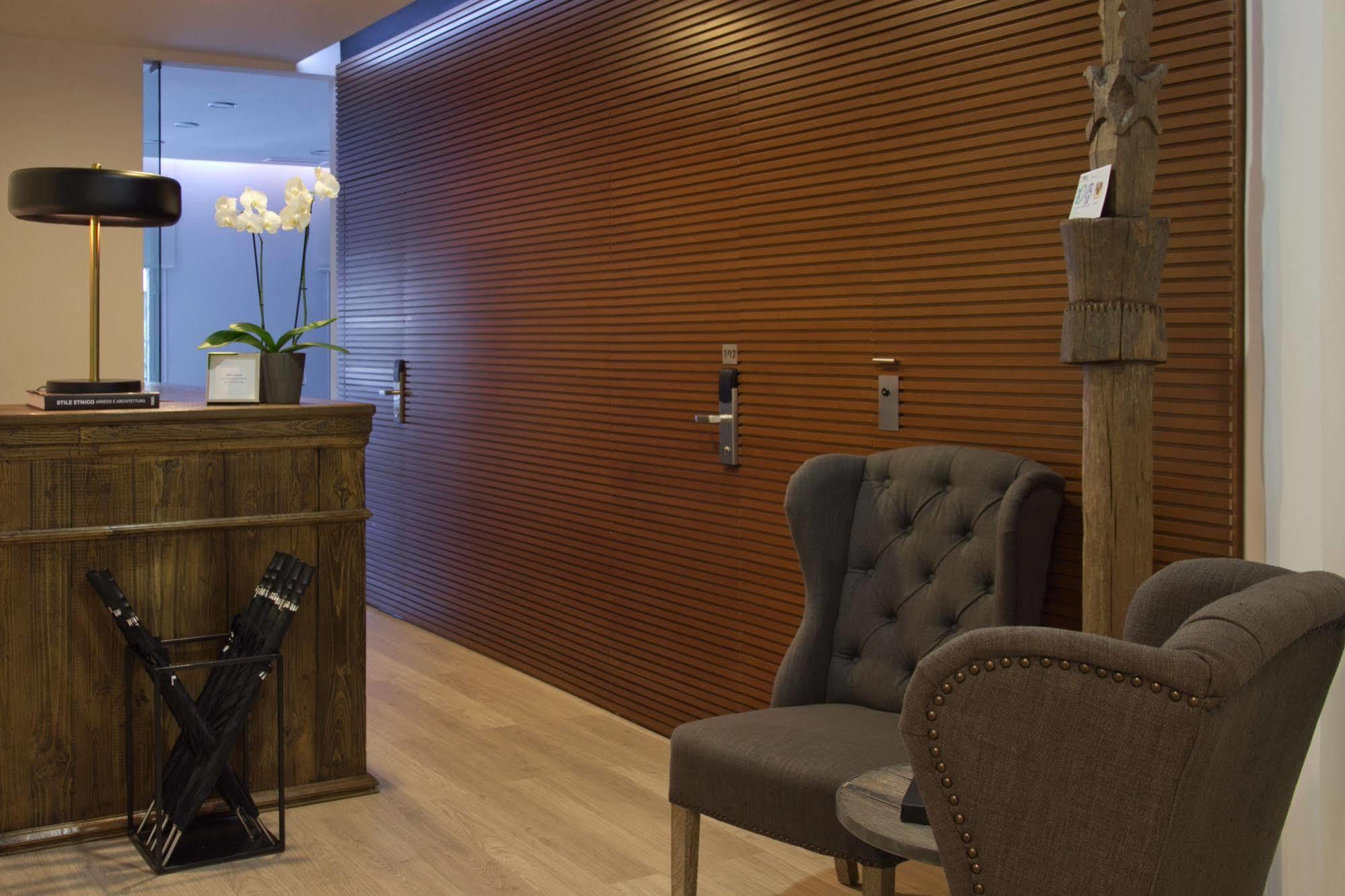The 8 Boutique B&B Barcelona Bagian luar foto